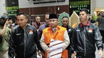 Tahan Eks Menteri Agama, Gus Yaqut, Kantor KPK Digeruduk Anggota Banser